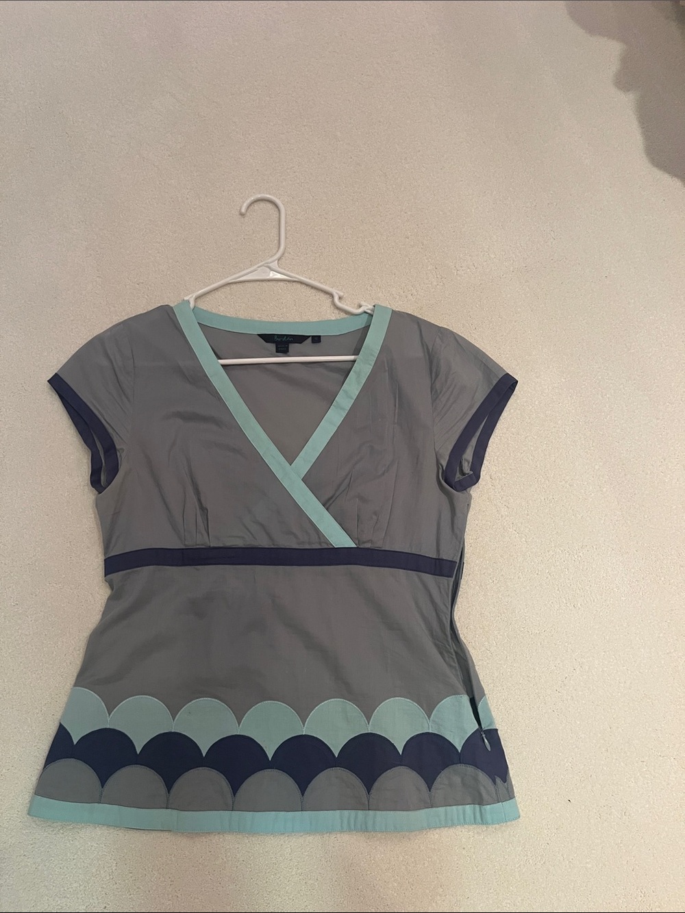 Boden Gray Scoop Wrap Top with Mint & Navy Trim